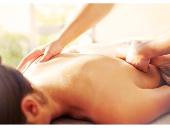 ココリラ(cocorela)/上半身の巡りを整えるリンパケア