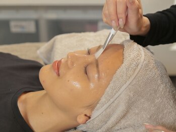 ミック(Mecc)の写真/お悩み別のピーリングで憧れのツルスベ肌に◎古くなった角質を取り除き、なめらかなお肌へ★