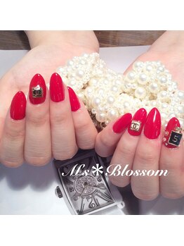 ネイルサロンアンドスクールエムズブロッサム(Nailsalon & school M's Blossom)/スカルプアート込コース