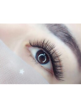 ボリュームのある目元にしたい