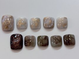 《Nuance Nails》