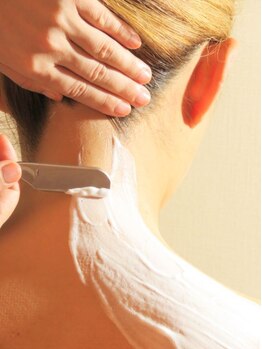 アネラ(ANELA)/背面の本格シェービング