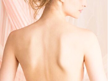 スキンケアスタジオ アコ 新宿店(Aco)/【ボディへのグリーンピール】