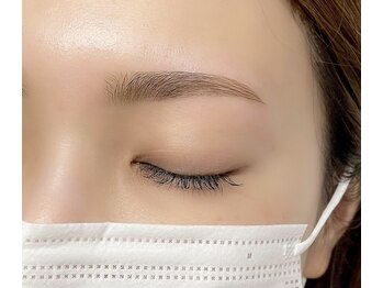 イーアンド アイズビューティー(e& eyes beauty)/【大人気の美眉スタイリング】