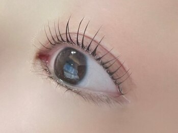 エクラ(eclat)の写真/話題のダメージレスまつ毛パーマ！幅広いナチュラルデザインをご提案★大人女子の魅力を引き出すお目元に♪