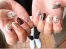 Hand.. glamorous