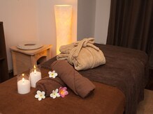 アローナ(Arona)/