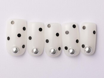 ドット乳白色シルバー8480yen