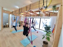 シルクサスペンション【松江/ピラティス/姿勢改善/反り腰改善】