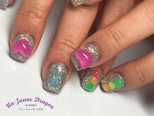 アン ジョーヌドラゴ/シルバー☆ハートネイル