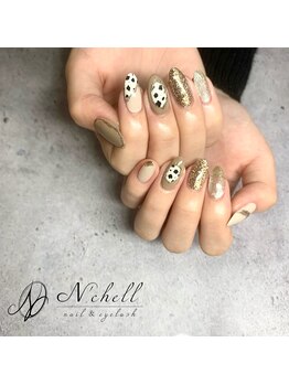 ナシェル(N'chell)/牛柄ネイル