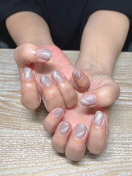 リノ(Lino)の写真/職場でも楽しめるキレイめデザインが豊富◎上品さを感じる大人ネイルで魅力あふれる指先に♪
