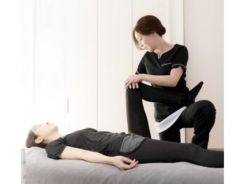 シラン(Siran)/≪フェムケア矯正≫骨盤矯正