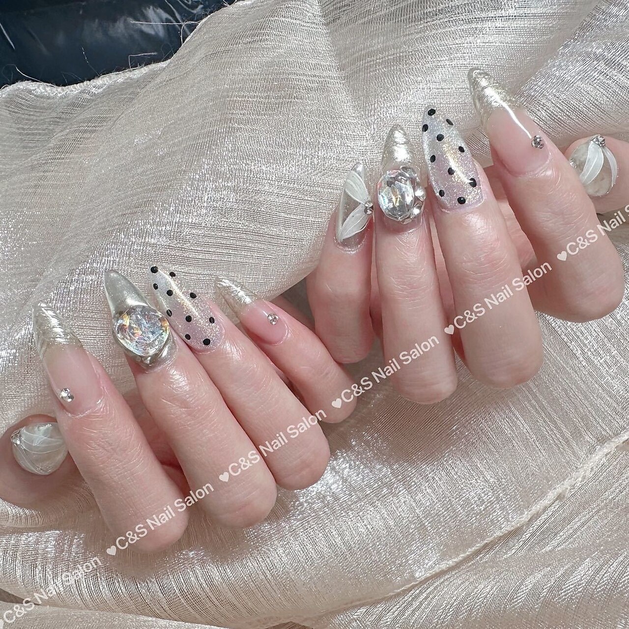 112 】ネイルチップ フレンチガーリー ワンホンネイル ストーン