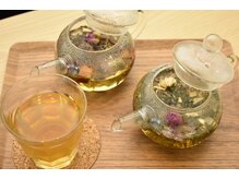 ゴシュユ(gosyuyu)の雰囲気（お体にあったオリジナル漢方茶を６種類ご用意しております！）