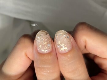アンク(ankh.)の写真/自爪が薄くて柔らかい方、短い方もお任せください！丁寧なオフ・ケアで美フォルム&モチも抜群にお仕上げ◎