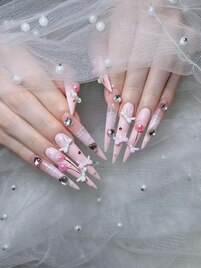 アートやリ＋パーツつけ放題