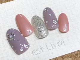 スタッズスノーネイル