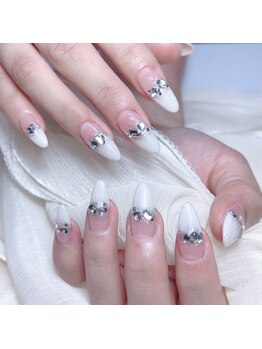 Mネイル/ホワイトフレンチ