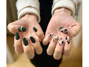 秋の左右ちぐはぐネイル★船橋