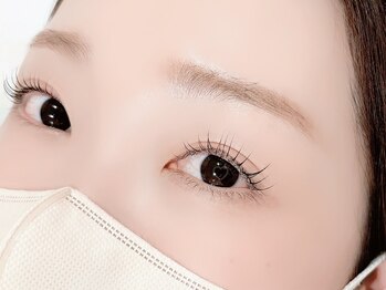 ボーンブライト(BORNBRIGHT)/