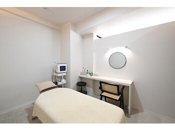 エスポワール(espoir)/小顔矯正エラハーブピーリング5