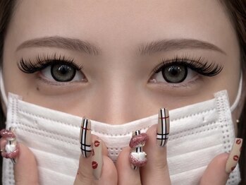 まつげエクステ専門店 クレイン(CRANE)/LEDボリュームラッシュ７００本