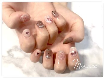 ミレイス 秋葉原(Mirace)/ドットハートホログラム