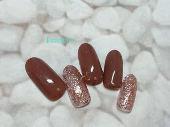 フランセス(Frances)/シンプルスタッズネイル
