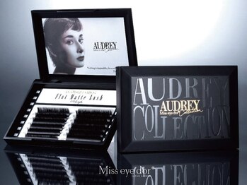 ネイルアンドまつ毛エクステ ルーナ イオン相模原店/フラットラッシュ