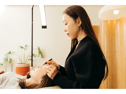 アイコニック(EYECONIQ)の写真