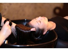 サロン ド オージャス(salon de ojas)/