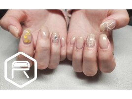 ガーリーネイル