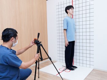 モモノハ鍼灸整骨院(momonoha鍼灸整骨院)/AIによる姿勢分析