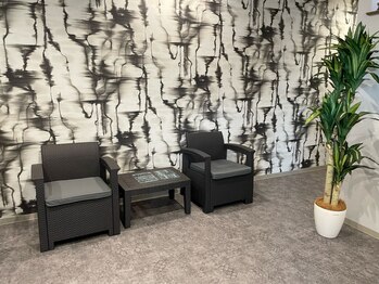 ウーバークレスト(Uvea Crest)の写真/お得に脱毛を。都度払いで気軽に脱毛が可能◎お得なクーポンもご用意！全身美肌ケアで清潔感UP！