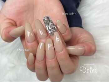ドルチェ 大財店(Dolce)/ワンカラー×埋め尽くし