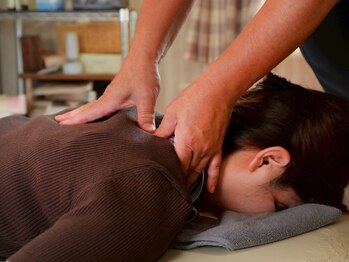 ながたともひさ指圧はり灸治療院/肩こり指圧、マッサージ