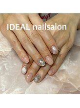 イデア(IDEAL)/ストーン埋め尽くしネイル