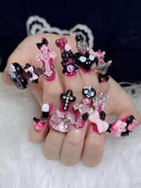 アートやリ＋パーツつけ放題