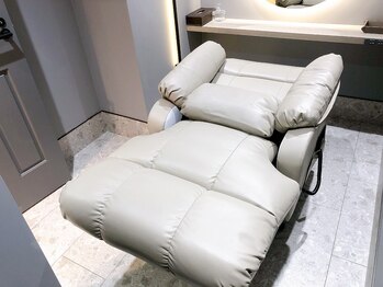 【Shaving&Bridal Shaving】salon.de.SHILO 麻布十番/レディースシェービングチェア☆