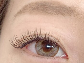 エンヴィバイコスメーア(Envy by Cosmea)/下りまつ毛矯正マツエクラグリフ