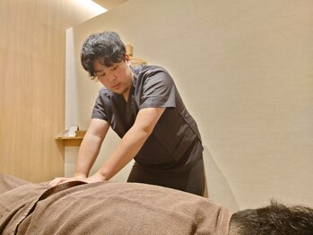 からだケア鍼灸整骨院の写真/【当店男性人気NO.１】強めOK！日頃のPC業務で辛い首・肩・腰など入念に解し、やる気＆仕事効率UP