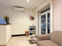 安心リラクゼーションの雰囲気（清潔感あふれる、安らぎの入り口）