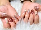 Hand.. glamorous