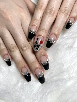 ロータスネイル(Lotus Nail)/黒フレンチ