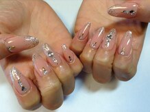 ラウト デコレーションアンドネイルサロン(Lauto Decoration&Nail Salon)/シルバーラメグラネイル