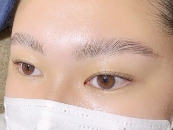 サーティースリー 横浜元町(Thirty3)/アイブロウリフト