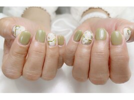 牛柄ネイル