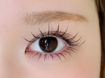 ゴールデンアイ(Golden eye)の写真/最先端！LEDブラックグルー開発！！時短×圧倒的持続力！アイライン効果でワンランク上の上質マツエク★