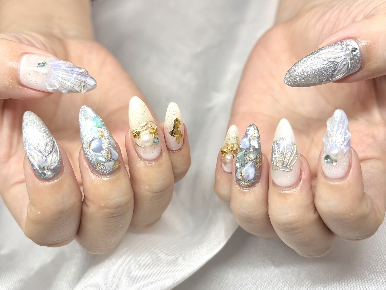 2025年秋トレンド】シェルのネイルデザイン集｜人気順｜132